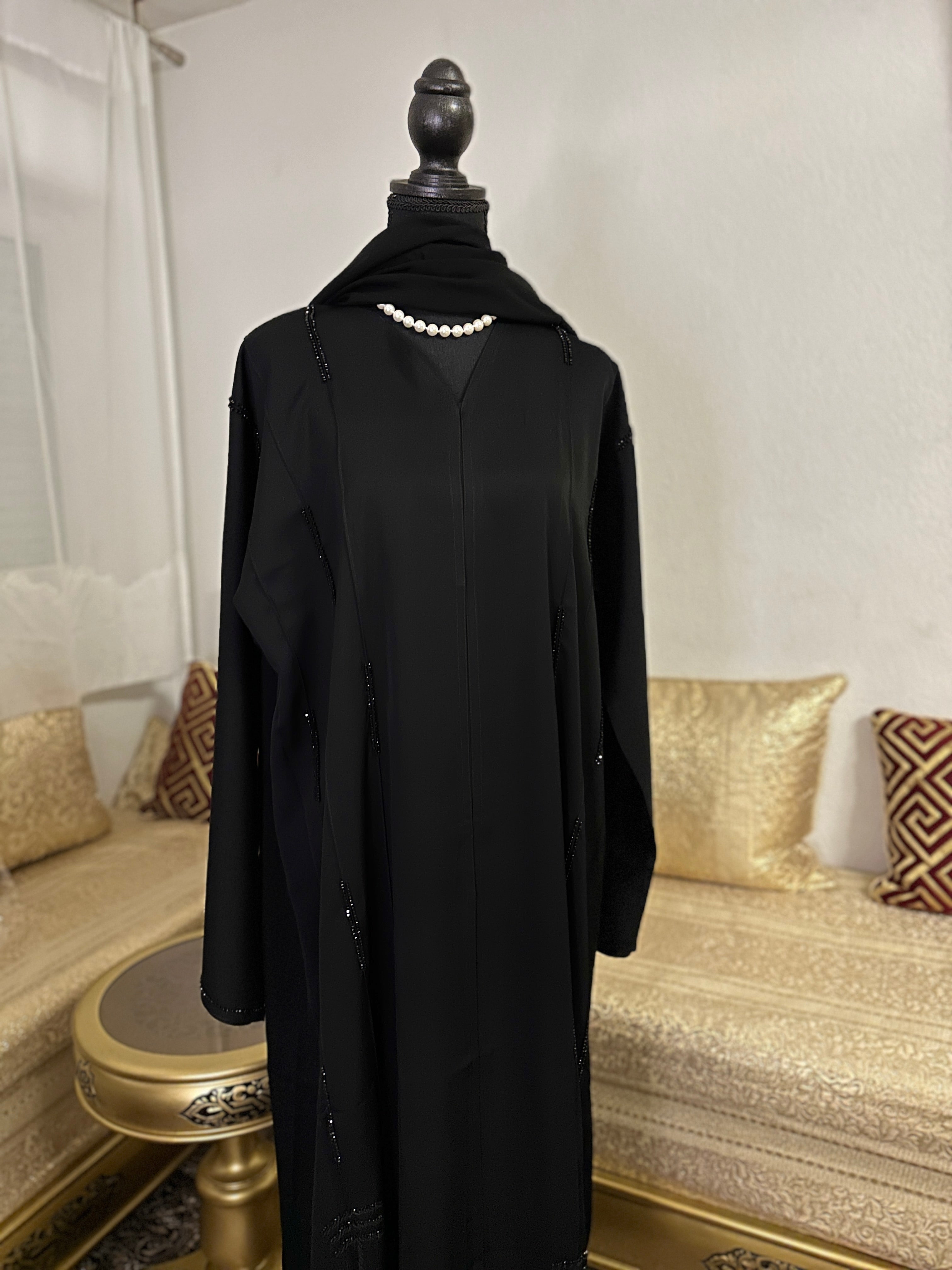 Abaya noir simple à strass